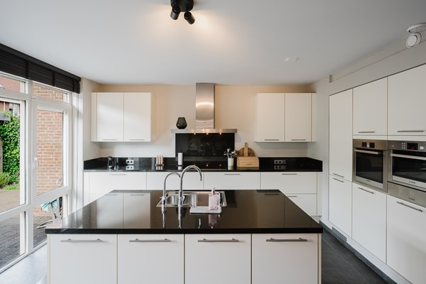 Medium property photo - Johan van der Poortenlaan 14, 3201 MC Spijkenisse